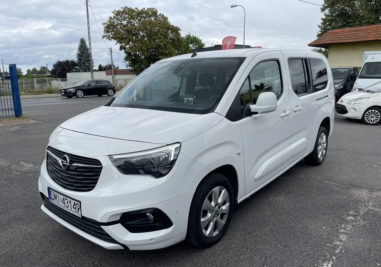 Opel Combo IV Combo Life Opel ComboLife Niepełnosprawnych inwalida rampa Bogate wy - Coche familiar: foto 3 Opel Combo IV Combo Life Opel ComboLife Niepełnosprawnych inwalida rampa Bogate wy - Coche familiar: foto 3