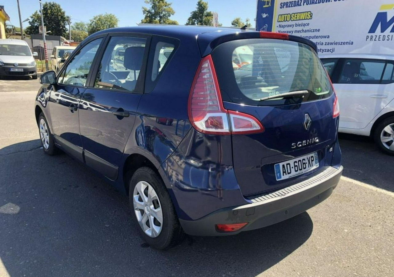Renault Scenic II 1,5dci Expression KLIMA 98800km 2009 - Coche: foto 4 Renault Scenic II 1,5dci Expression KLIMA 98800km 2009 - Coche: foto 4