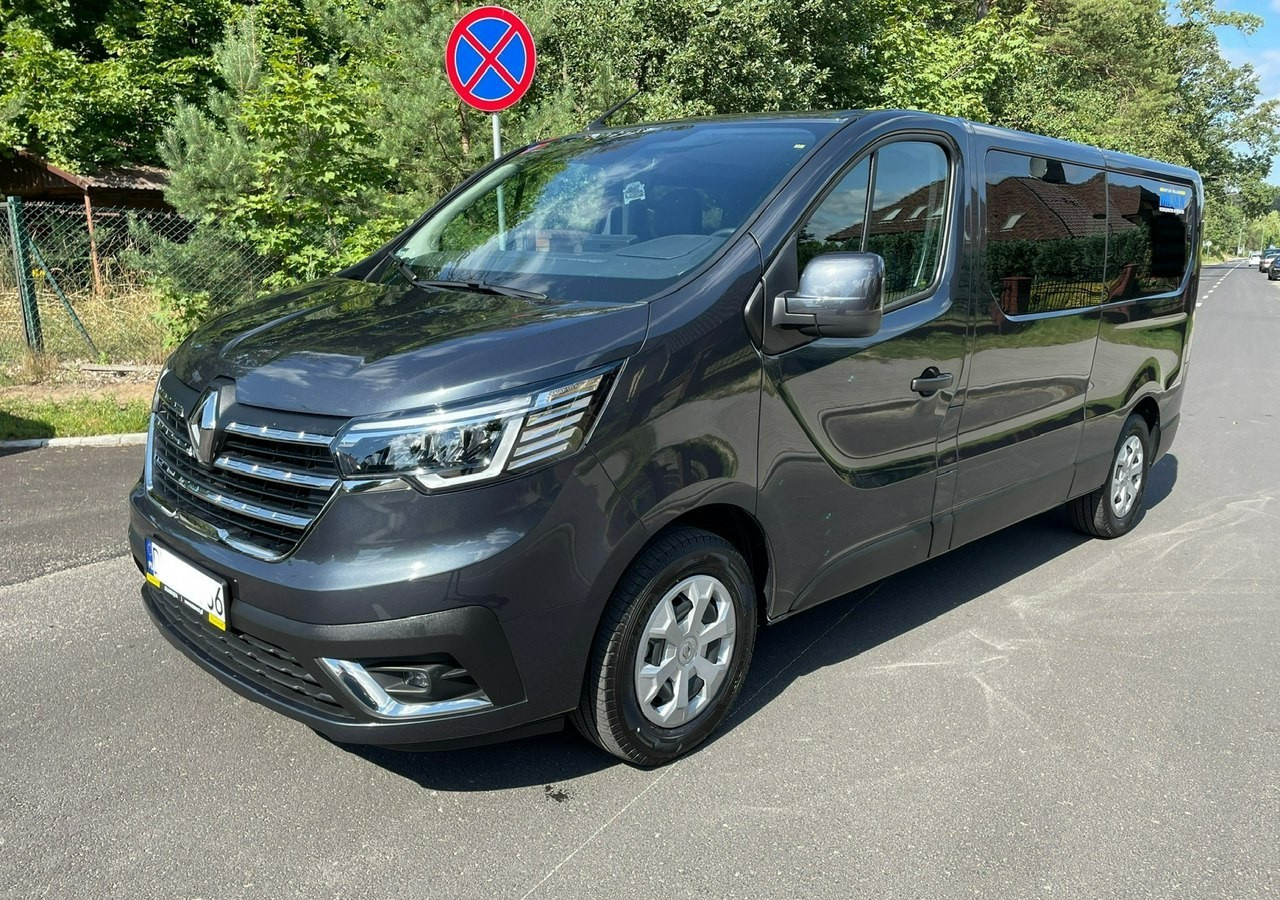 Renault Trafic III 2.0dci 150KM 9-osobowy do przewozu niepełnosprawnych RAMPA 2022 PFRO - Coche: foto 5 Renault Trafic III 2.0dci 150KM 9-osobowy do przewozu niepełnosprawnych RAMPA 2022 PFRO - Coche: foto 5