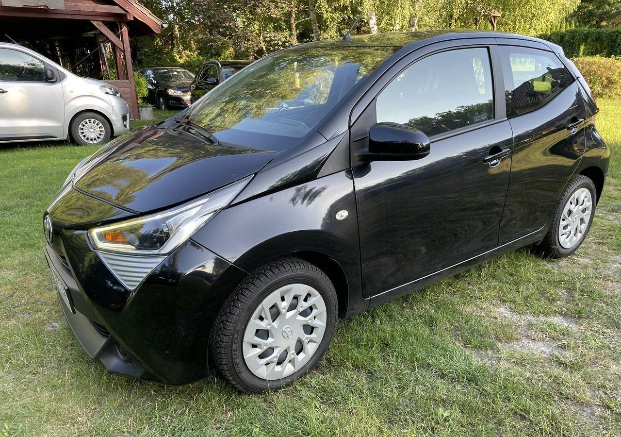 Toyota Aygo II Toyota Aygo 1.0-16V Klima Salon PL 24651km Model 2021 - Hatchback: foto 2 Toyota Aygo II Toyota Aygo 1.0-16V Klima Salon PL 24651km Model 2021 - Hatchback: foto 2