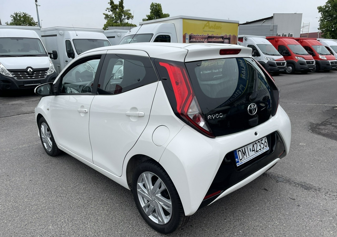 Toyota Aygo II Toyota Aygo 1.0 VVT-i JBL Edition bezyna+LPG Salon PL 2020 - Hatchback: foto 2 Toyota Aygo II Toyota Aygo 1.0 VVT-i JBL Edition bezyna+LPG Salon PL 2020 - Hatchback: foto 2