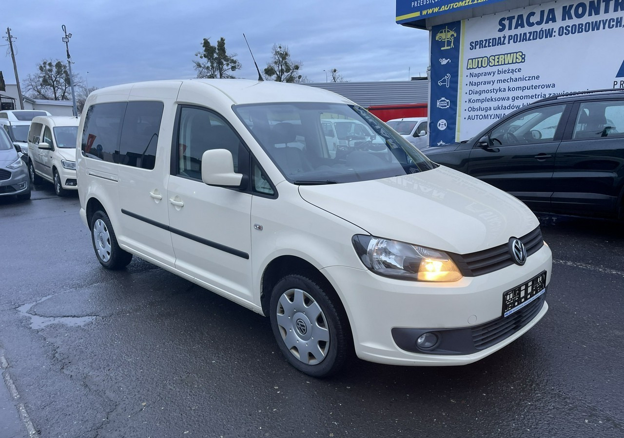Volkswagen Caddy III Caddy 1.6 TDI dla Niepełnosprawnych inwalida rampa 2015 - Coche: foto 3 Volkswagen Caddy III Caddy 1.6 TDI dla Niepełnosprawnych inwalida rampa 2015 - Coche: foto 3