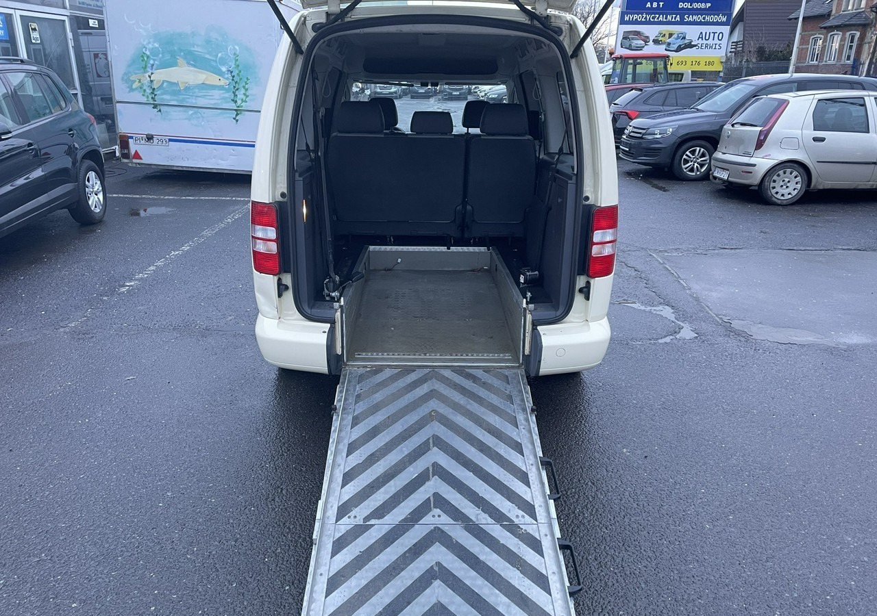 Volkswagen Caddy III Caddy 1.6 TDI dla Niepełnosprawnych inwalida rampa 2015 - Coche: foto 1 Volkswagen Caddy III Caddy 1.6 TDI dla Niepełnosprawnych inwalida rampa 2015 - Coche: foto 1
