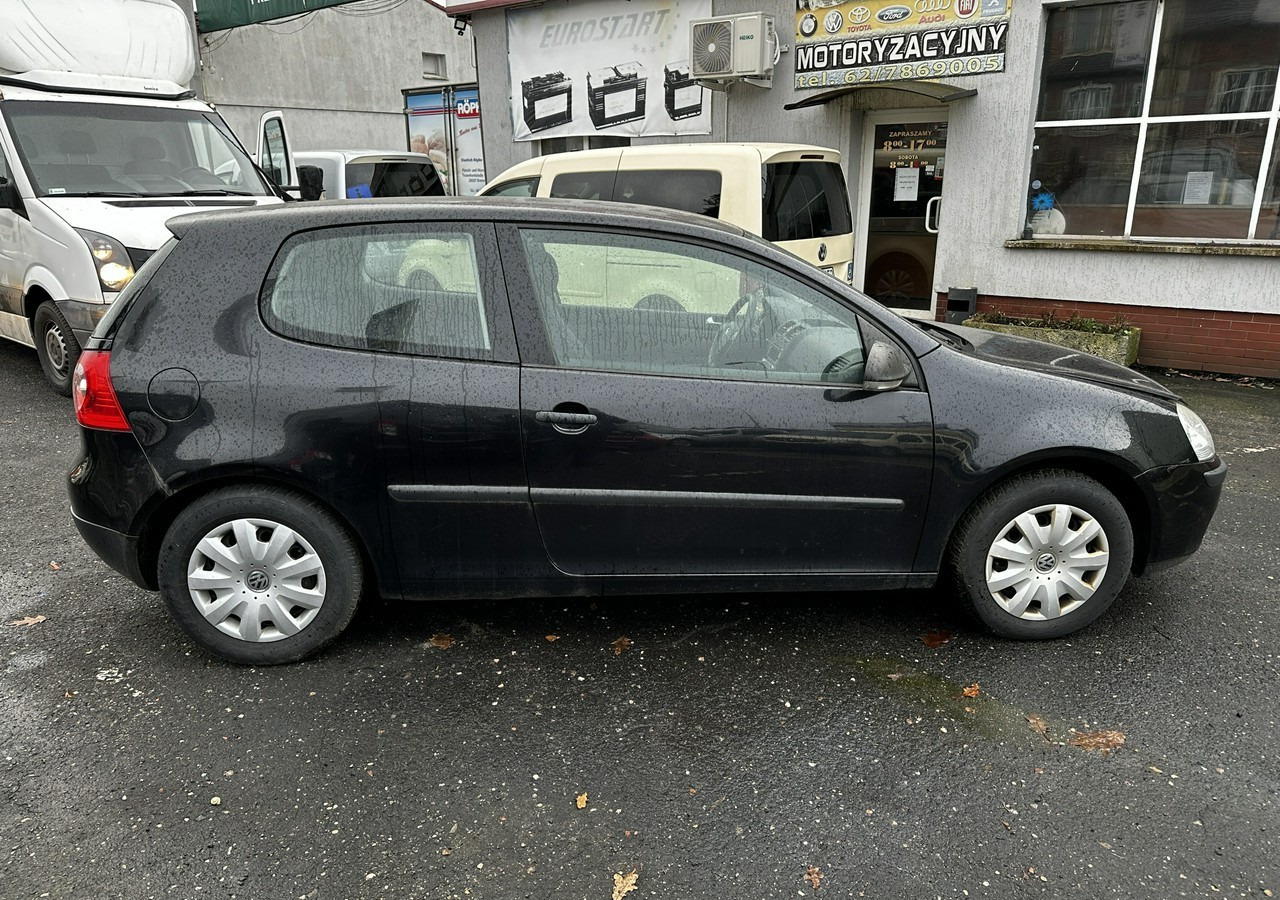 Volkswagen Golf V Golf V 1,4-80KM Klima 2007 - Coche: foto 4 Volkswagen Golf V Golf V 1,4-80KM Klima 2007 - Coche: foto 4
