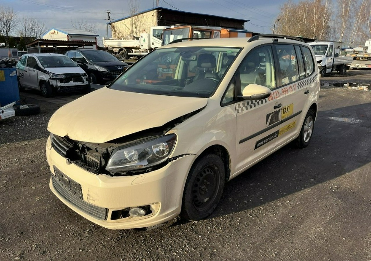 Volkswagen Touran III - Coche: foto 2 Volkswagen Touran III - Coche: foto 2