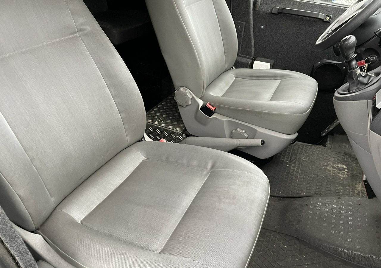 Vehículo de colección Volkswagen Transporter T5 Transporter Bankowóz kuloodporny opancerzony Model 2015: foto 6