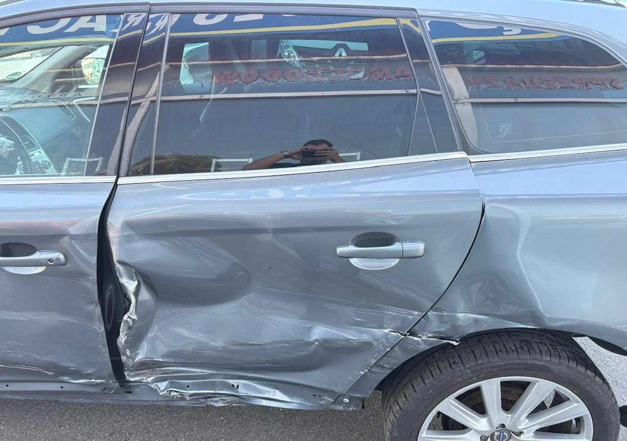 SUV/ Todoterreno Volvo XC60 I Volvo XC 60 2,4 D4 AWD 190KM Summum Navi Panorama Skóry Kamera 2017: foto 10