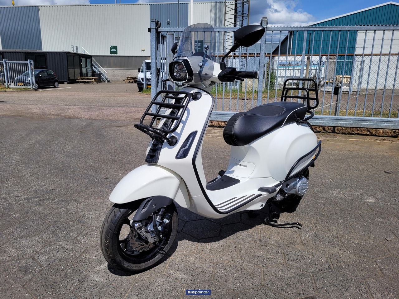 Vespa sprint scooter - Motocicleta: foto 1 Vespa sprint scooter - Motocicleta: foto 1