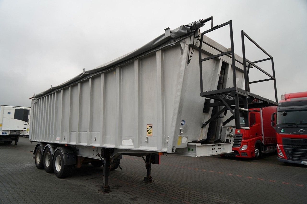 Benalu TIPPER 45 M3/WHOLE ALUMINIUM/5700 KG/FLAP-DOORS - Semirremolque volquete: foto 2 Benalu TIPPER 45 M3/WHOLE ALUMINIUM/5700 KG/FLAP-DOORS - Semirremolque volquete: foto 2