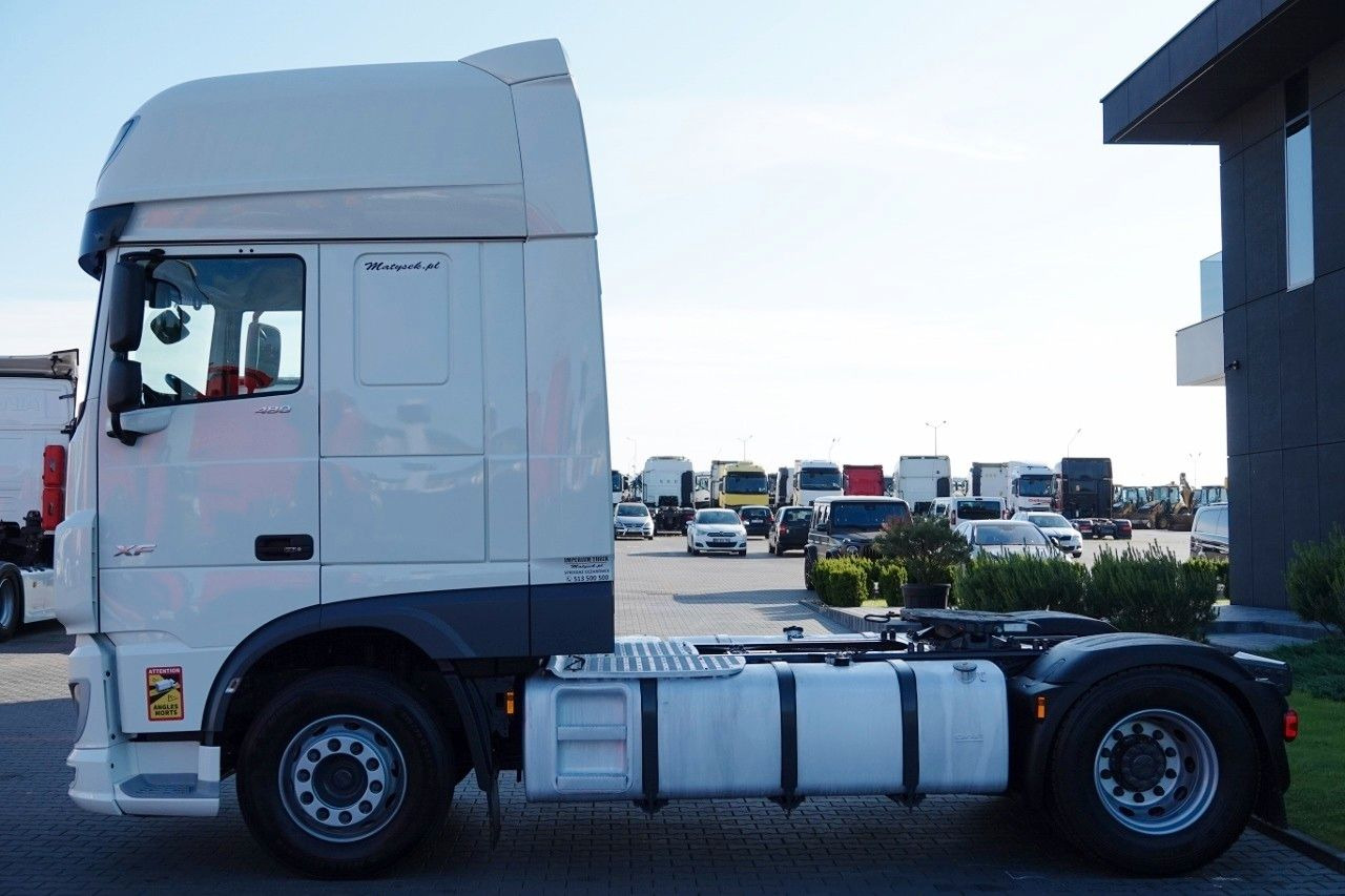 DAF XF 480 / SUPER SPACE CAB / 2021 ROK / PO KONTRAK - Cabeza tractora: foto 3 DAF XF 480 / SUPER SPACE CAB / 2021 ROK / PO KONTRAK - Cabeza tractora: foto 3