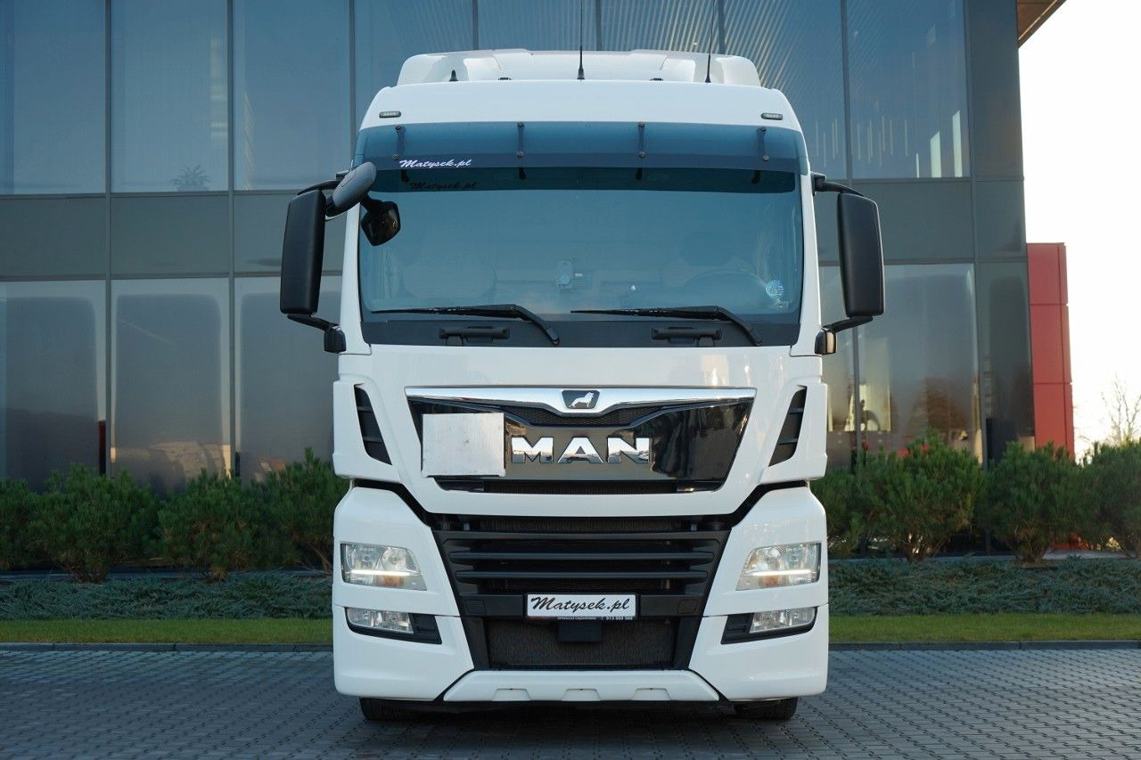 MAN TGX 18. 460 / MEGA / LOWDECK / REGULOWANE SIODŁO - Cabeza tractora: foto 3 MAN TGX 18. 460 / MEGA / LOWDECK / REGULOWANE SIODŁO - Cabeza tractora: foto 3