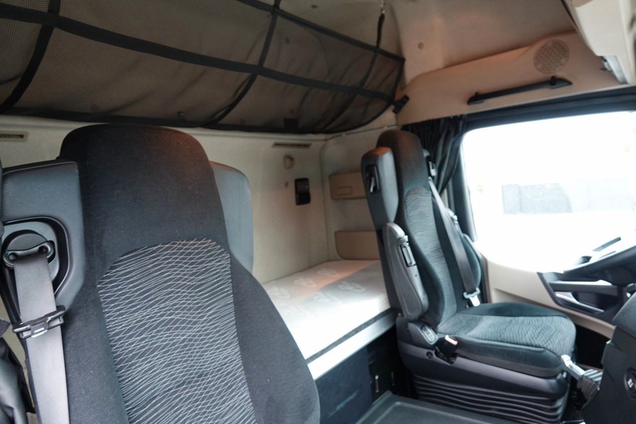 Cabeza tractora Mercedes-Benz ACTROS 1843 / RETARDER / ALUFELGI / EURO 6 / SPR: foto 17 Cabeza tractora Mercedes-Benz ACTROS 1843 / RETARDER / ALUFELGI / EURO 6 / SPR: foto 17