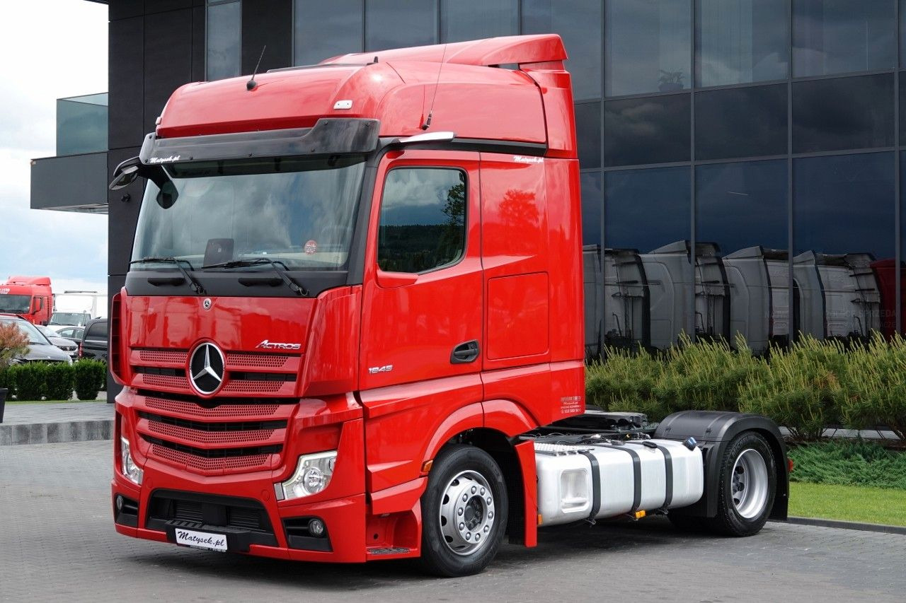 Mercedes-Benz ACTROS 1845 / LOW DECK / MEGA / BIG SPACE / PO - Cabeza tractora: foto 1 Mercedes-Benz ACTROS 1845 / LOW DECK / MEGA / BIG SPACE / PO - Cabeza tractora: foto 1