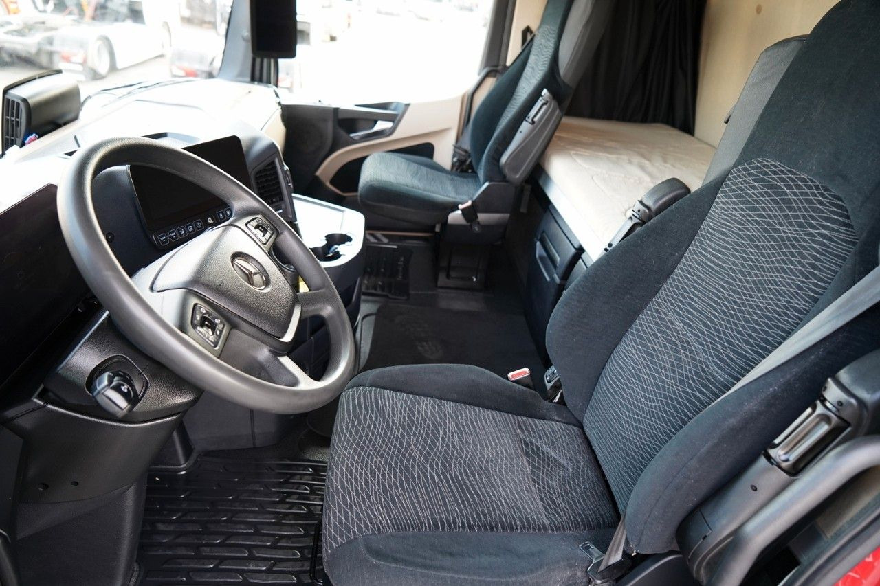 Cabeza tractora Mercedes-Benz ACTROS 1845 / MP5 / BIG SPACE / PO KONTRAKCIE SE: foto 12 Cabeza tractora Mercedes-Benz ACTROS 1845 / MP5 / BIG SPACE / PO KONTRAKCIE SE: foto 12