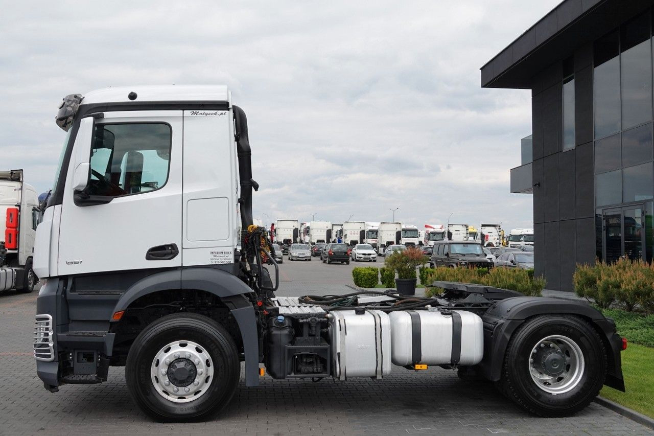 Mercedes-Benz AROCS 1851 / 4X4 / HYDRODRIVE / KOMPRESOR DO WY - Cabeza tractora: foto 3 Mercedes-Benz AROCS 1851 / 4X4 / HYDRODRIVE / KOMPRESOR DO WY - Cabeza tractora: foto 3