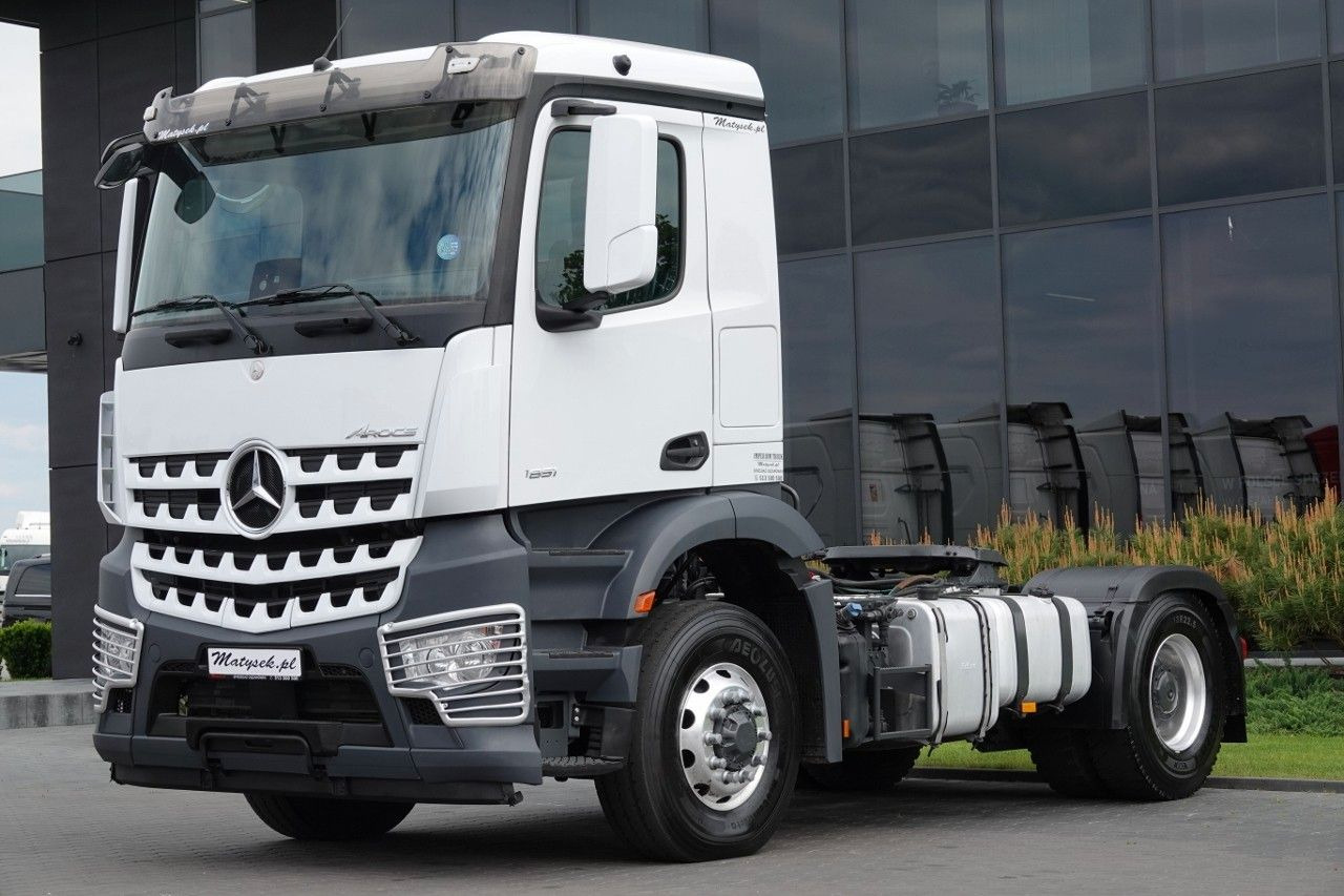 Mercedes-Benz AROCS 1851 / 4X4 / HYDRODRIVE / KOMPRESOR DO WY - Cabeza tractora: foto 2 Mercedes-Benz AROCS 1851 / 4X4 / HYDRODRIVE / KOMPRESOR DO WY - Cabeza tractora: foto 2