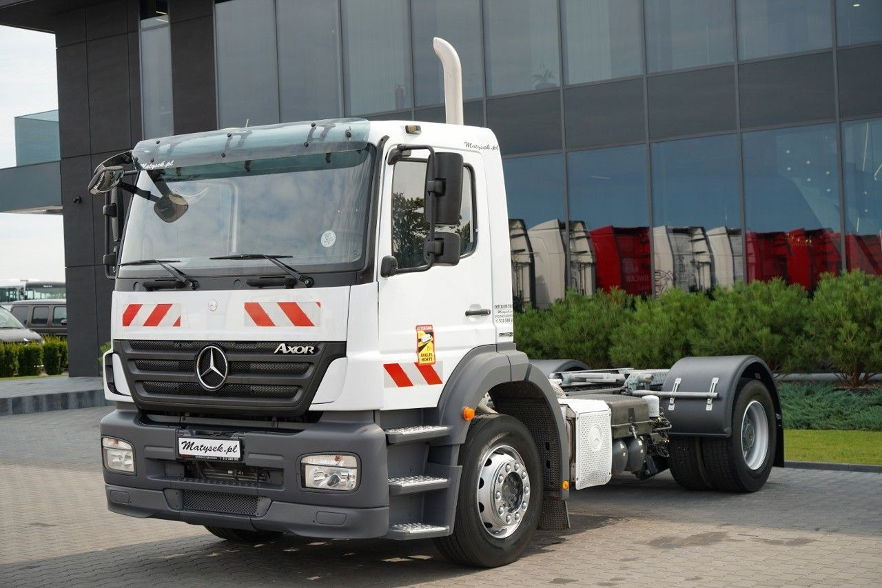 Mercedes-Benz AXOR 1829 / RETARDER / RAMA POD ZABUDOWĘ / 4 m / - Cabeza tractora: foto 4 Mercedes-Benz AXOR 1829 / RETARDER / RAMA POD ZABUDOWĘ / 4 m / - Cabeza tractora: foto 4