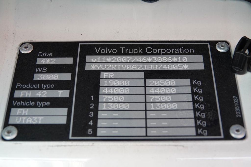 Cabeza tractora Volvo FH 460 / NISKA KABINA / 2018 YEAR / SPROWADZONY: foto 18