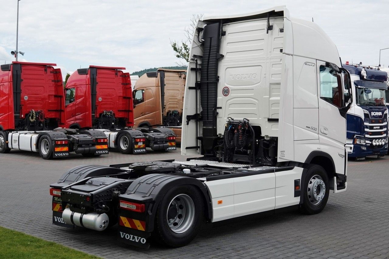Volvo FH 500 / XXL / 2024 / I-PARK COOL / SKÓRY / I-SH - Cabeza tractora: foto 5 Volvo FH 500 / XXL / 2024 / I-PARK COOL / SKÓRY / I-SH - Cabeza tractora: foto 5