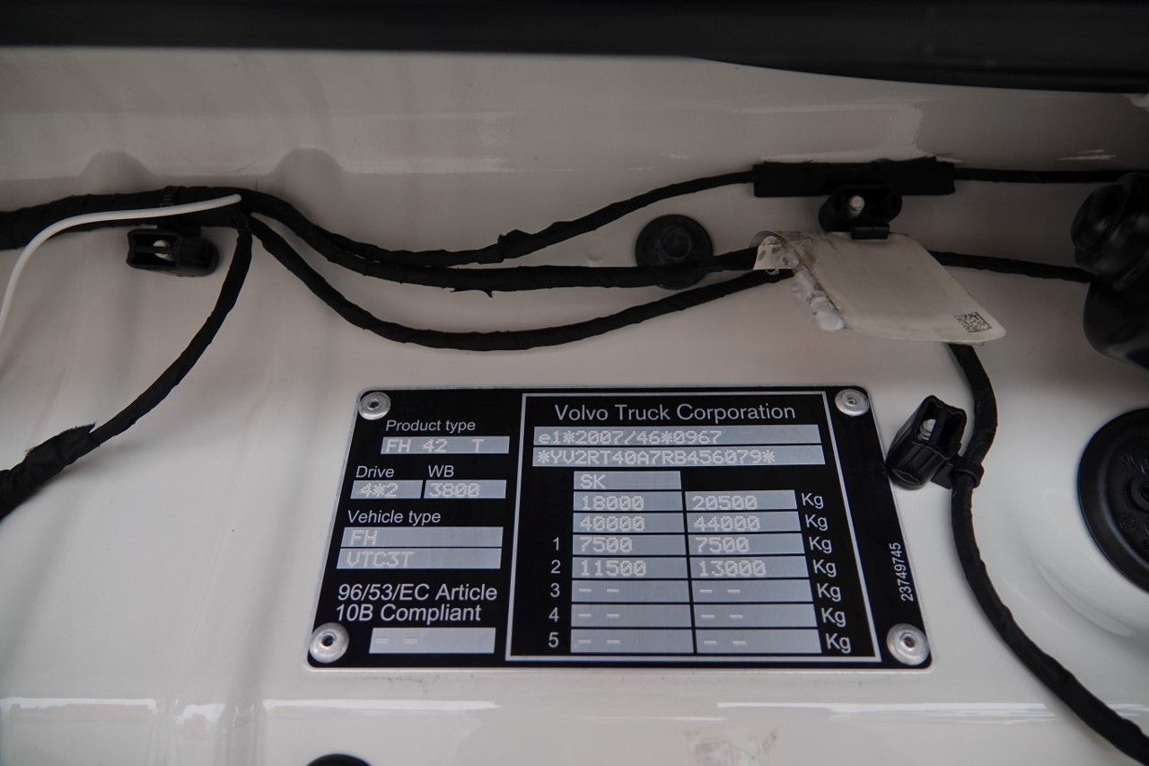 Cabeza tractora Volvo FH 500 / XXL / 2024 / I-PARK COOL / SKÓRY / I-SH: foto 18 Cabeza tractora Volvo FH 500 / XXL / 2024 / I-PARK COOL / SKÓRY / I-SH: foto 18