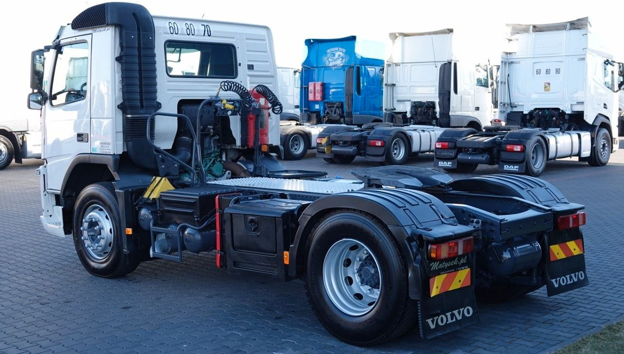 Volvo FM 380 / PEŁNY ADR / DZIENNA NISKA KABINA / EURO - Cabeza tractora: foto 3 Volvo FM 380 / PEŁNY ADR / DZIENNA NISKA KABINA / EURO - Cabeza tractora: foto 3