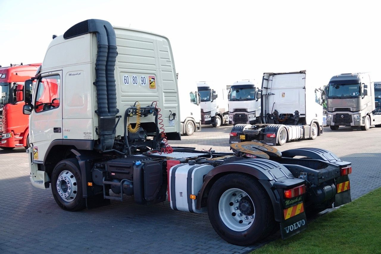 Volvo FM 450 / HYDRAULIKA / RETARDER / ADR / ALUFELGI - Cabeza tractora: foto 4 Volvo FM 450 / HYDRAULIKA / RETARDER / ADR / ALUFELGI - Cabeza tractora: foto 4