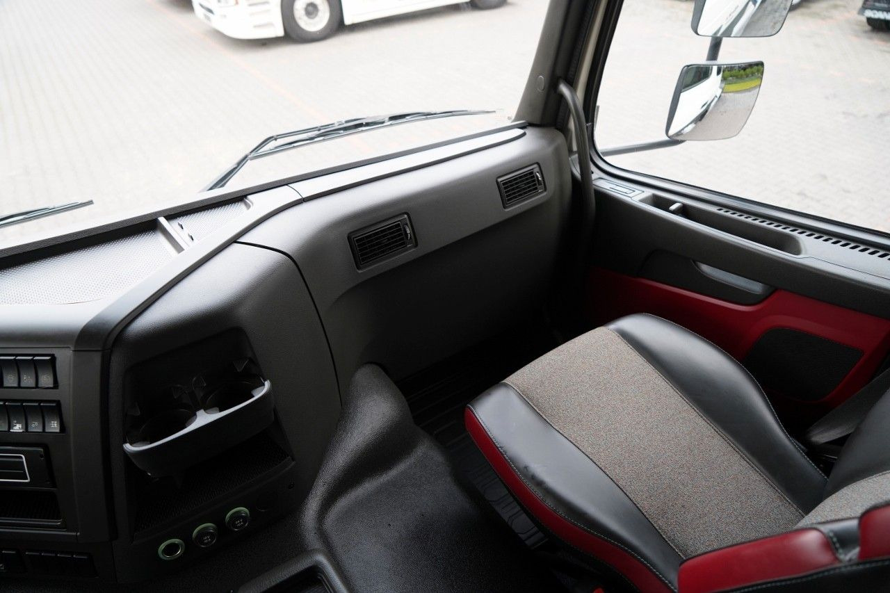 Cabeza tractora Volvo FMX 420 /  RETARDER / 13 LITROWY / NISKA KABINA: foto 31 Cabeza tractora Volvo FMX 420 /  RETARDER / 13 LITROWY / NISKA KABINA: foto 31