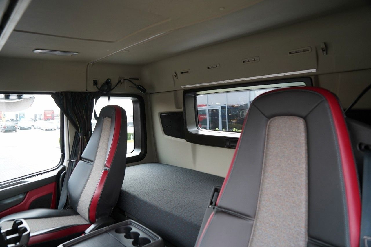 Cabeza tractora Volvo FMX 420 /  RETARDER / 13 LITROWY / NISKA KABINA: foto 25 Cabeza tractora Volvo FMX 420 /  RETARDER / 13 LITROWY / NISKA KABINA: foto 25