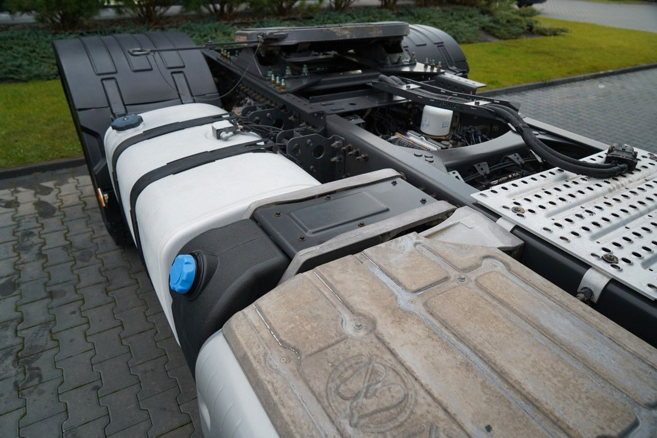 Cabeza tractora Volvo FMX 420 /  RETARDER / 13 LITROWY / NISKA KABINA: foto 15 Cabeza tractora Volvo FMX 420 /  RETARDER / 13 LITROWY / NISKA KABINA: foto 15