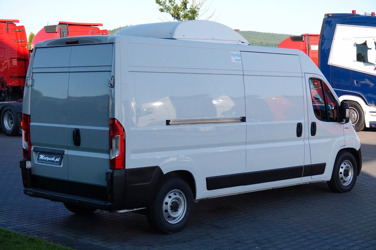 Fiat DUCATO / CHŁODNIA / MUTLITEMPERATURA / 2X AGREGA - Furgoneta frigorifica: foto 4 Fiat DUCATO / CHŁODNIA / MUTLITEMPERATURA / 2X AGREGA - Furgoneta frigorifica: foto 4