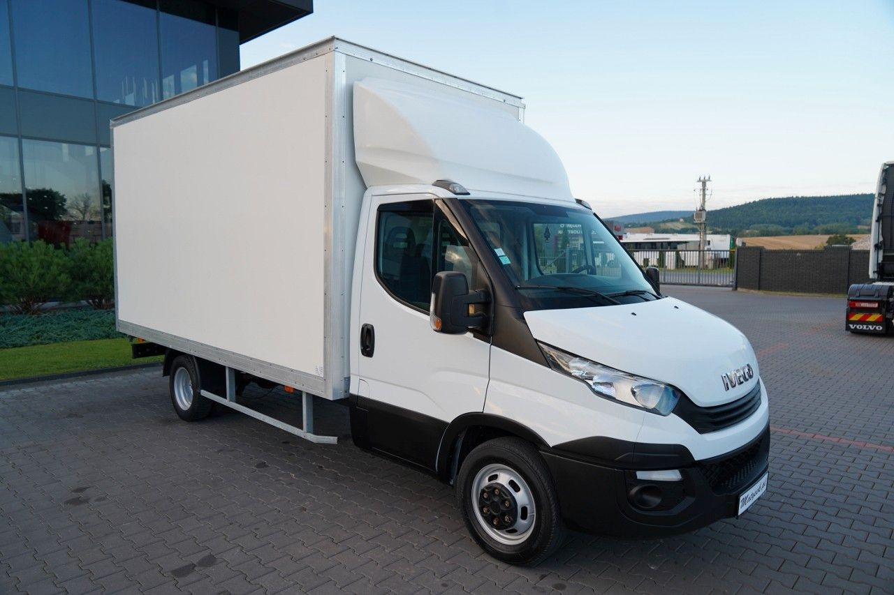 Iveco DAILY 35-140 / KONTENER / BLIŹNIAK / MANUAL / RO - Furgoneta frigorifica: foto 2 Iveco DAILY 35-140 / KONTENER / BLIŹNIAK / MANUAL / RO - Furgoneta frigorifica: foto 2
