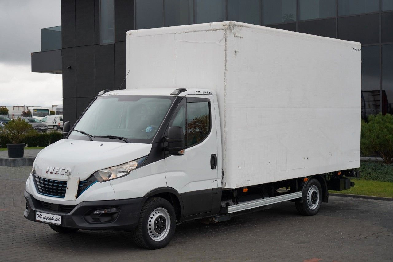 Iveco DAILY 35-NP / CNG / KONTENER / MANUAL / WINDA P - Furgoneta frigorifica: foto 3 Iveco DAILY 35-NP / CNG / KONTENER / MANUAL / WINDA P - Furgoneta frigorifica: foto 3