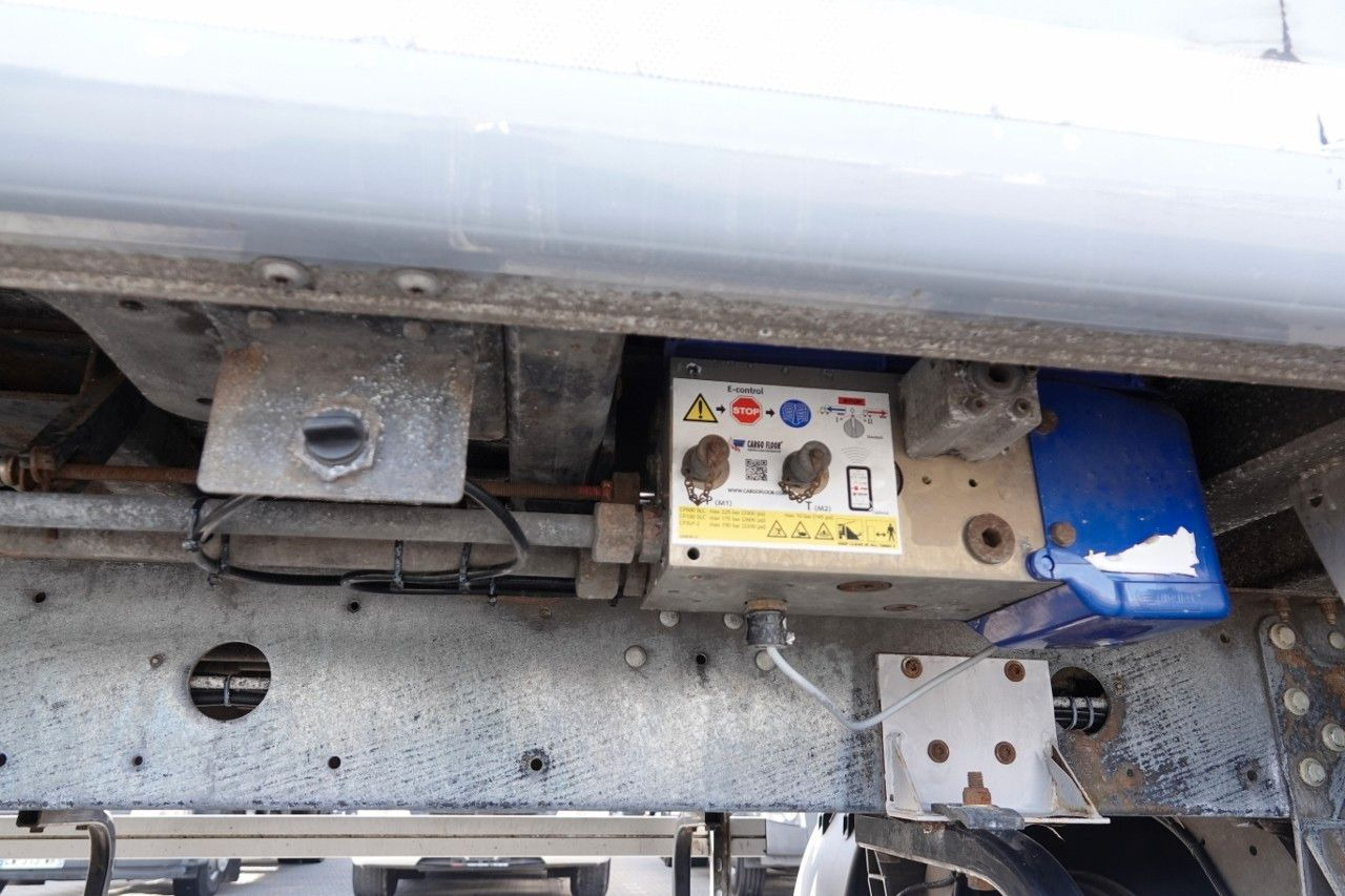 Leasing de  Kraker WALKING FLOOR / RUCHOMA PODŁOGA / 92 M3 / OŚ PO Kraker WALKING FLOOR / RUCHOMA PODŁOGA / 92 M3 / OŚ PO: foto 14