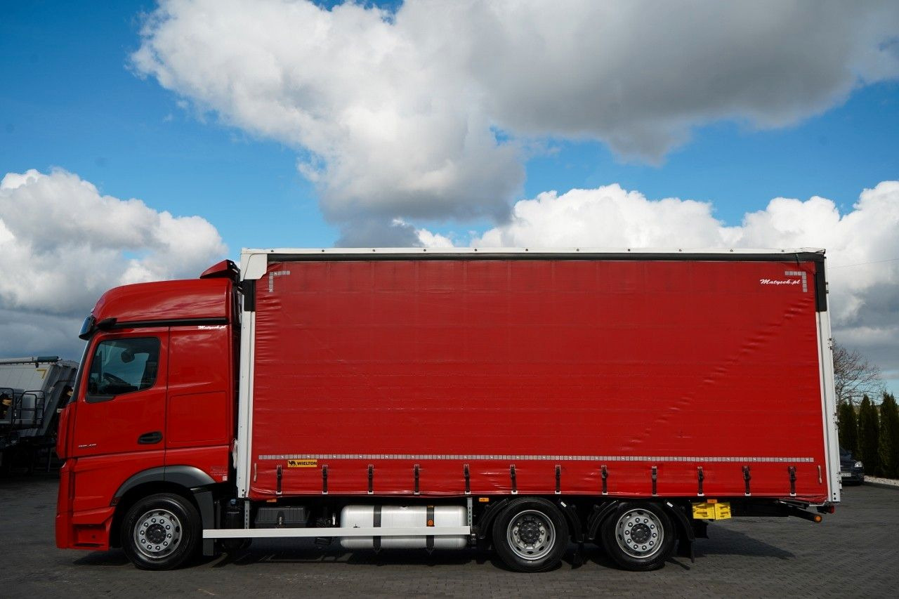 Mercedes-Benz ACTROS 2545 / SOLÓWKA / 6x2 / OŚ PODNOSZONA / B - Camión lona: foto 2 Mercedes-Benz ACTROS 2545 / SOLÓWKA / 6x2 / OŚ PODNOSZONA / B - Camión lona: foto 2