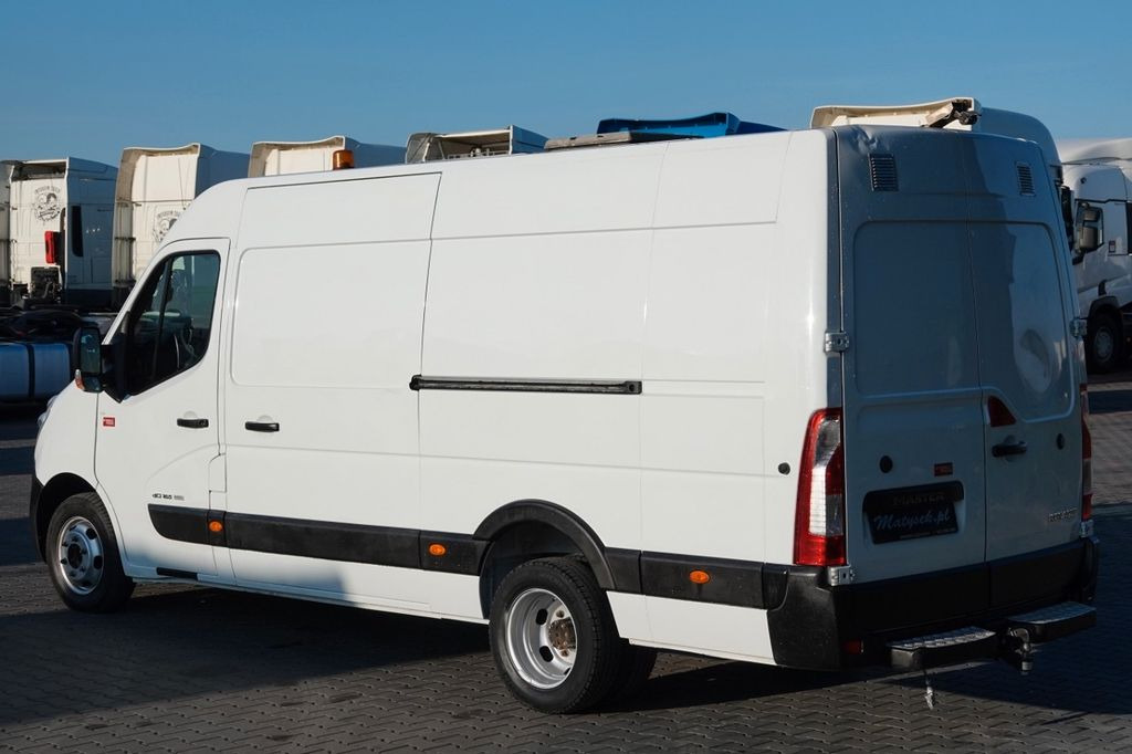 Renault MASTER / 5 osób / BRYGADÓWKA / MANUAL / L2 H3 - Furgoneta combi: foto 3 Renault MASTER / 5 osób / BRYGADÓWKA / MANUAL / L2 H3 - Furgoneta combi: foto 3