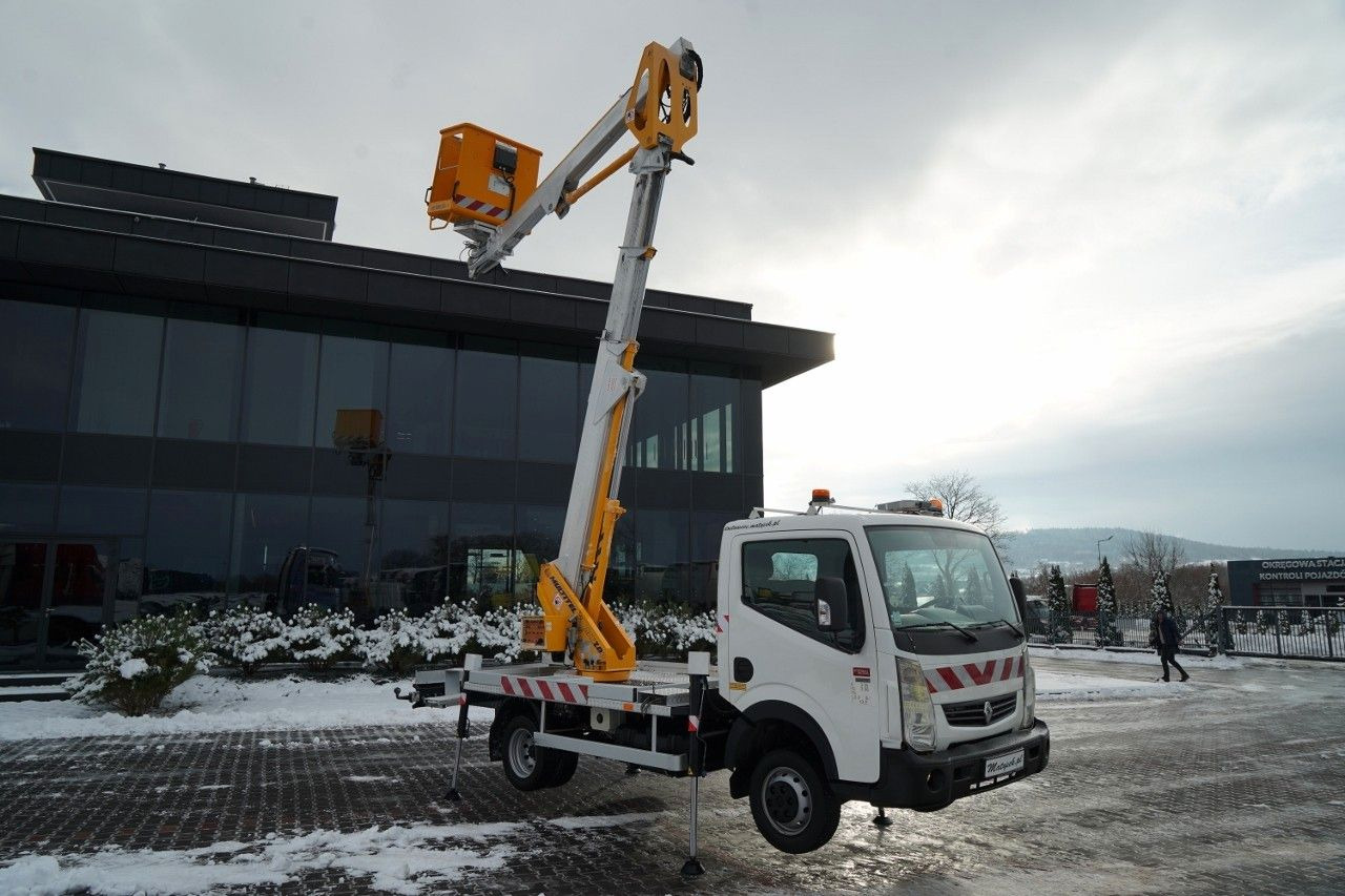 Renault MAXITY 120 dxi / ZWYŻKA 20 METRÓW / PODNOŚNIK KO - Camión con plataforma elevadora: foto 3 Renault MAXITY 120 dxi / ZWYŻKA 20 METRÓW / PODNOŚNIK KO - Camión con plataforma elevadora: foto 3
