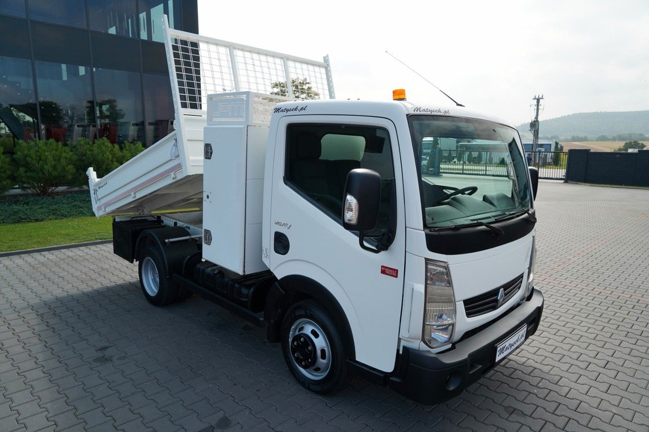 Renault MAXITY / WYWROTKA TYLNOZASYPOWA 2.6 M / BLIŹNIAK - Furgoneta basculante: foto 4 Renault MAXITY / WYWROTKA TYLNOZASYPOWA 2.6 M / BLIŹNIAK - Furgoneta basculante: foto 4