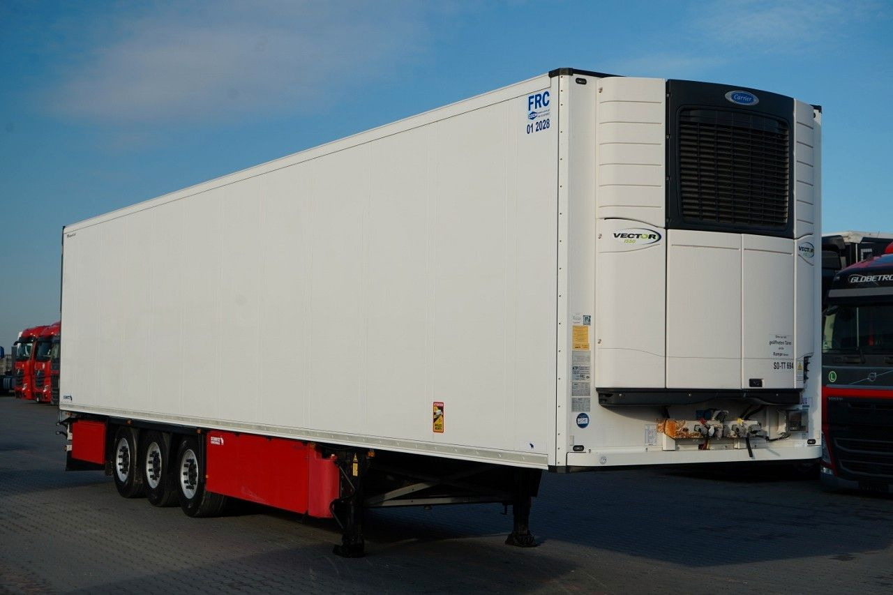 Schmitz Cargobull CHŁODNIA / CARRIER VECTOR 1550 / OŚ PODNOSZONA / - Semirremolque frigorífico: foto 1 Schmitz Cargobull CHŁODNIA / CARRIER VECTOR 1550 / OŚ PODNOSZONA / - Semirremolque frigorífico: foto 1