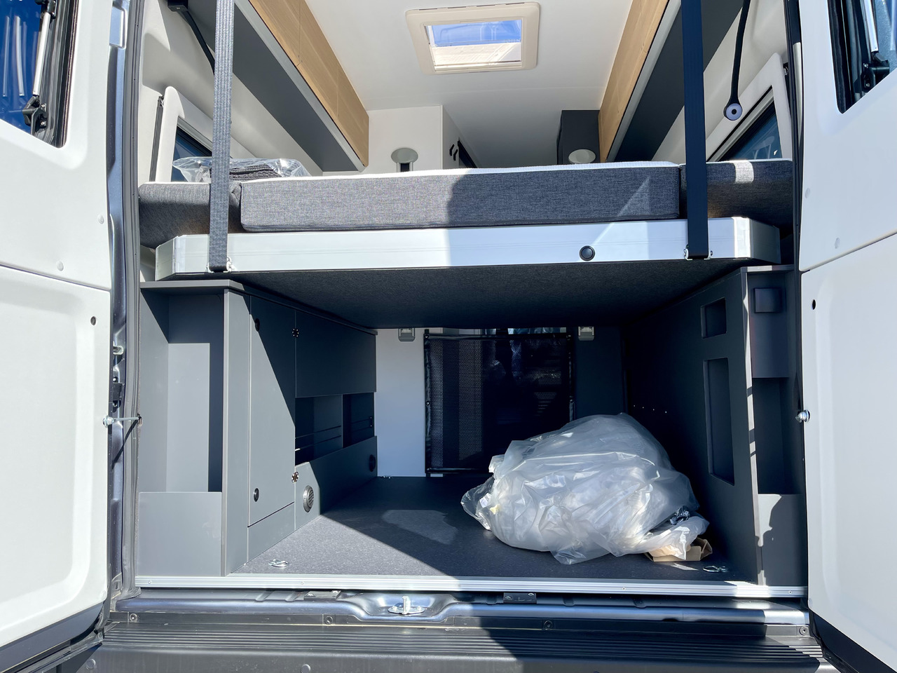 Leasing de ADRIA TWIN 640 SGX ADRIA TWIN 640 SGX: foto 7 Leasing de ADRIA TWIN 640 SGX ADRIA TWIN 640 SGX: foto 7