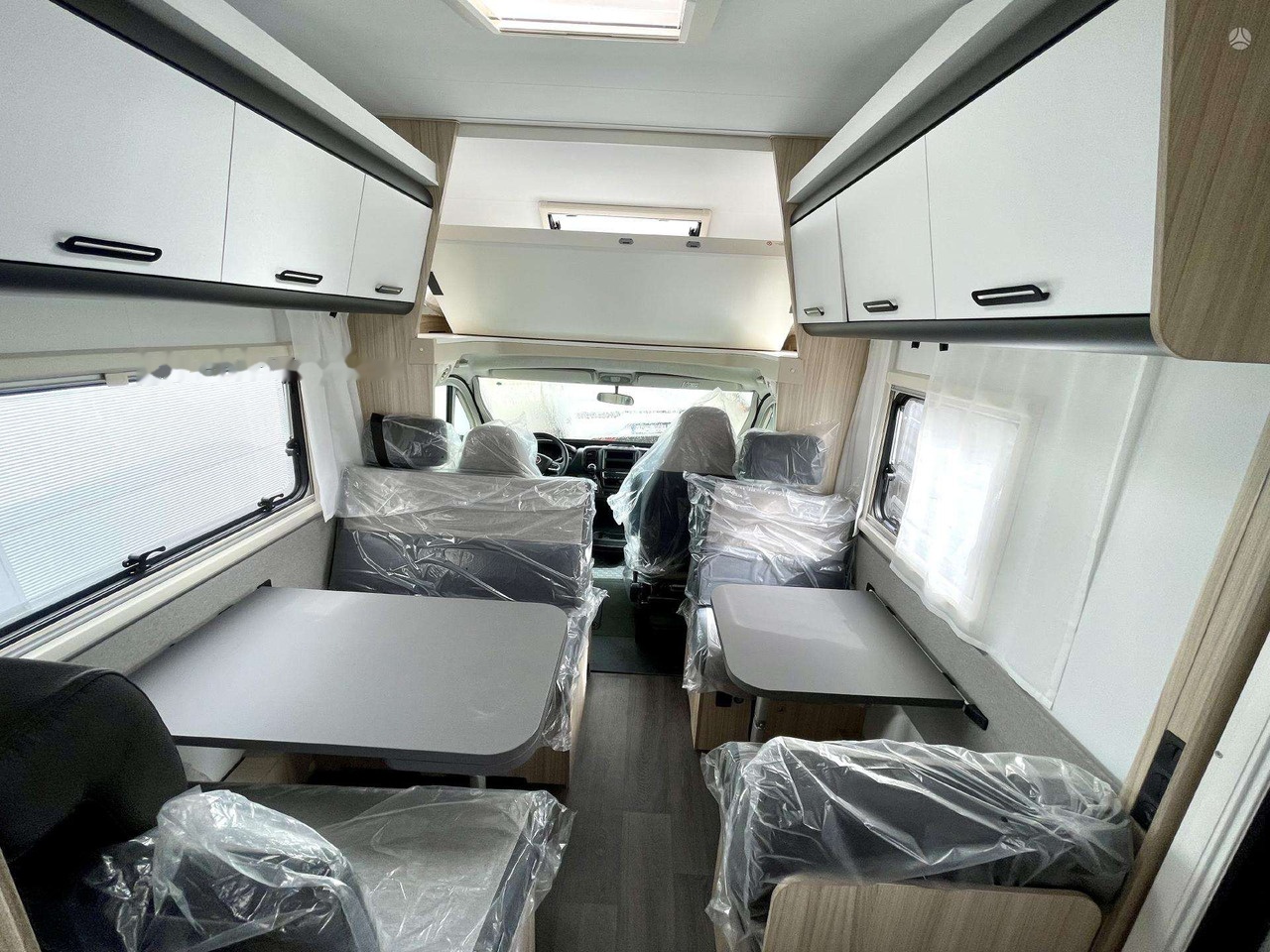 Autocaravana capuchina SUN LIVING A70DK: foto 9