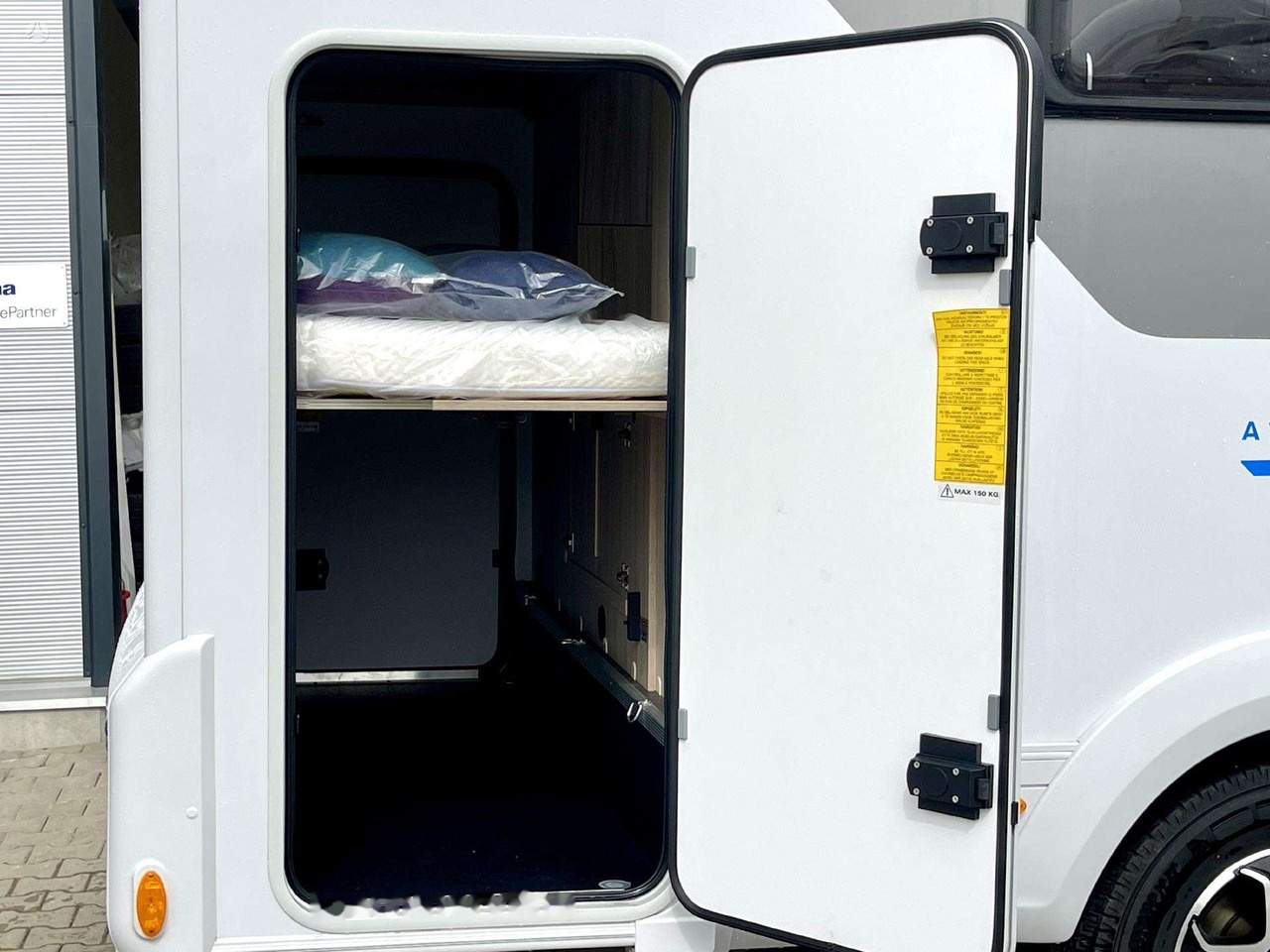 Autocaravana capuchina SUN LIVING A70DK: foto 14