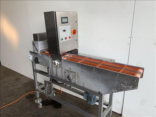 AFT buttering machine - Maquinaria de panadería: foto 2 AFT buttering machine - Maquinaria de panadería: foto 2