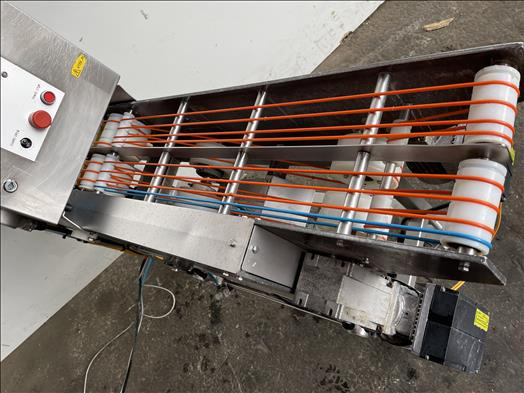 AFT buttering machine - Maquinaria de panadería: foto 2 AFT buttering machine - Maquinaria de panadería: foto 2