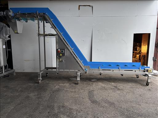 Reading Bakery Systems Flighted elevator conveyor - Transportador: foto 1 Reading Bakery Systems Flighted elevator conveyor - Transportador: foto 1