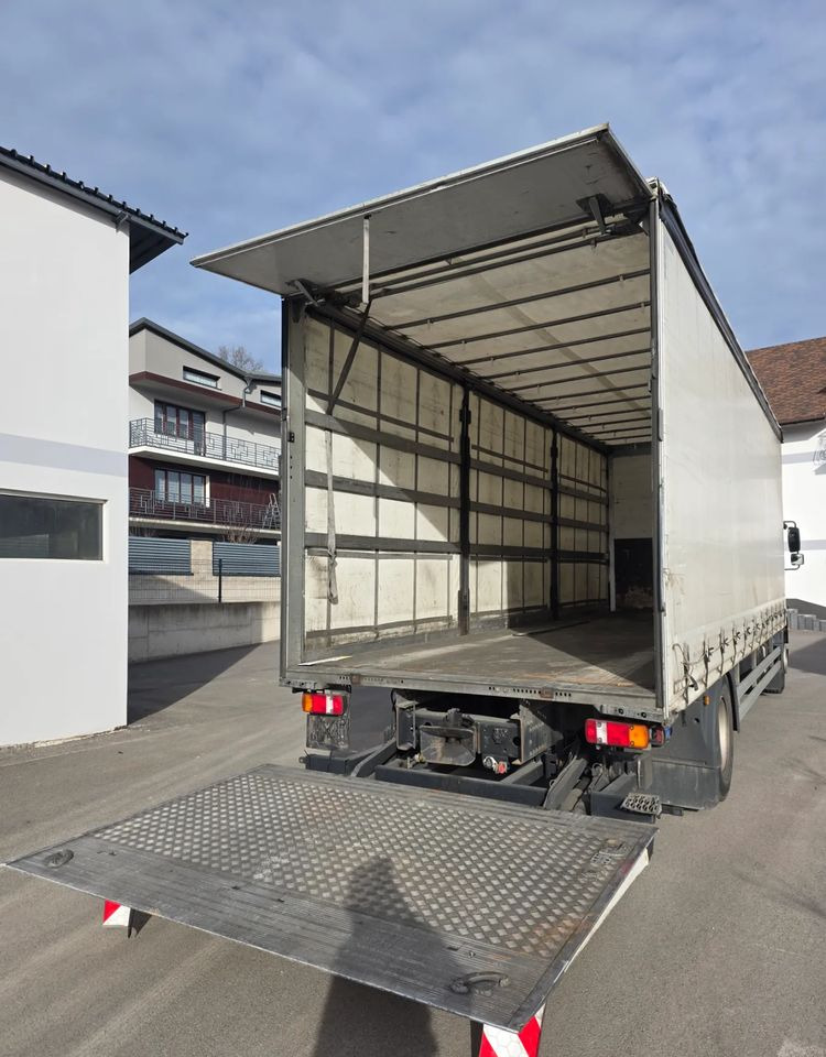 MAN TGM 15.250 /18.250 /FIRANKA / RAMA DO ZABUDOWY / WYWROTKA / HAKOWIEC / MANUALNA - Camión lona: foto 4 MAN TGM 15.250 /18.250 /FIRANKA / RAMA DO ZABUDOWY / WYWROTKA / HAKOWIEC / MANUALNA - Camión lona: foto 4