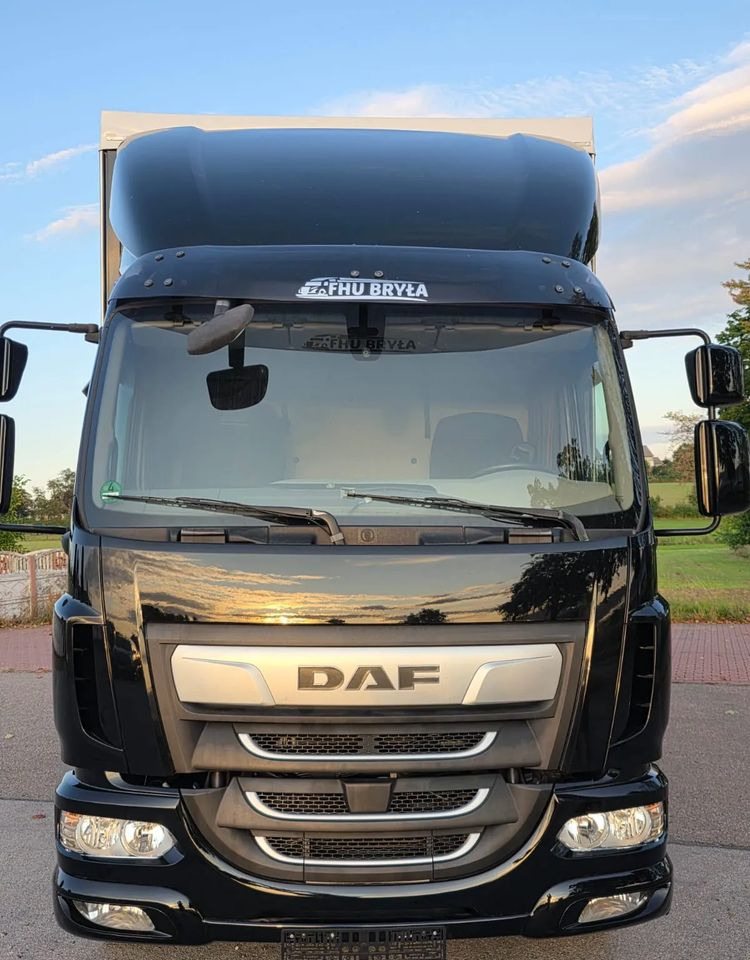 DAF LF 290 / WINDA / 16TON DMC / FIRANKA / SYPIALKA / AUTOMAT / JEDEN WŁAŚCICIE / EURO 6 / 2019 / SPROWADZONY / 20PALET / NISKI PRZEBIEG / DUŻA ŁADOWNOŚĆ / JAK NOWY - Camión lona: foto 3 DAF LF 290 / WINDA / 16TON DMC / FIRANKA / SYPIALKA / AUTOMAT / JEDEN WŁAŚCICIE / EURO 6 / 2019 / SPROWADZONY / 20PALET / NISKI PRZEBIEG / DUŻA ŁADOWNOŚĆ / JAK NOWY - Camión lona: foto 3