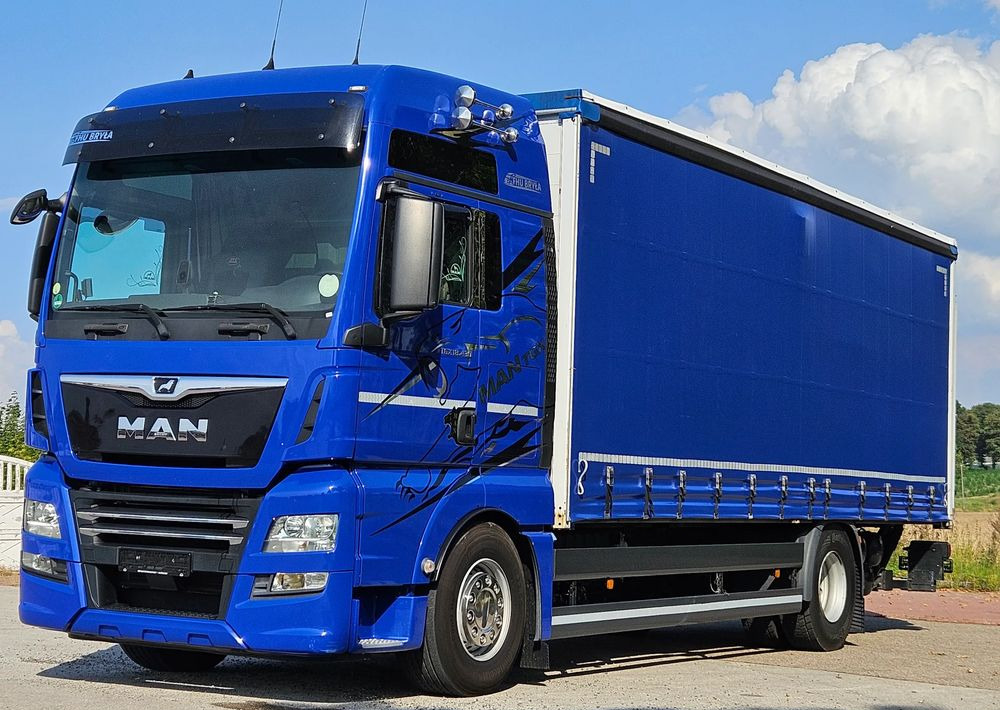 MAN TGX 18.430 / FIRANKA / WINDA / KLIMA POSTOJOWA / 300TYŚ PRZEBIEG / 2020 /E6 / KLIMA POSTOJOWA / SPROWADZONY / JAK NOWY / AUTOMAT - Camión lona: foto 2 MAN TGX 18.430 / FIRANKA / WINDA / KLIMA POSTOJOWA / 300TYŚ PRZEBIEG / 2020 /E6 / KLIMA POSTOJOWA / SPROWADZONY / JAK NOWY / AUTOMAT - Camión lona: foto 2