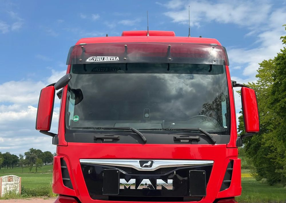 MAN TGX 26.500/LIFT/6X2/KLIMA POSTOJOWA/18PALET/E6/FIRANKA/WINDA/NISKI PRZEBIEG/JEDEN WŁAŚCICIEL/PODWIESZANA OŚ - Camión lona: foto 5 MAN TGX 26.500/LIFT/6X2/KLIMA POSTOJOWA/18PALET/E6/FIRANKA/WINDA/NISKI PRZEBIEG/JEDEN WŁAŚCICIEL/PODWIESZANA OŚ - Camión lona: foto 5