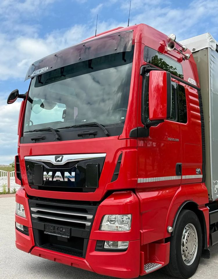 MAN TGX 26.500/LIFT/6X2/KLIMA POSTOJOWA/18PALET/E6/FIRANKA/WINDA/NISKI PRZEBIEG/JEDEN WŁAŚCICIEL/PODWIESZANA OŚ - Camión lona: foto 4 MAN TGX 26.500/LIFT/6X2/KLIMA POSTOJOWA/18PALET/E6/FIRANKA/WINDA/NISKI PRZEBIEG/JEDEN WŁAŚCICIEL/PODWIESZANA OŚ - Camión lona: foto 4