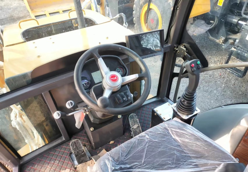 Leasing de CAT 420 F Caterpillar 420F backhoe loader CAT 420 F Caterpillar 420F backhoe loader: foto 8